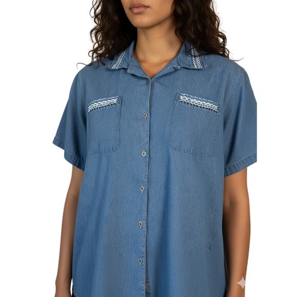 Vtg 90s Capacity Woman Plus Size Chambray Campshirt Denim Lace Trim Blouse - Picture 1 of 9